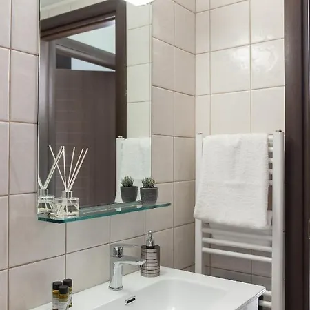 Dejaview Cozy By 8essentially Apartment